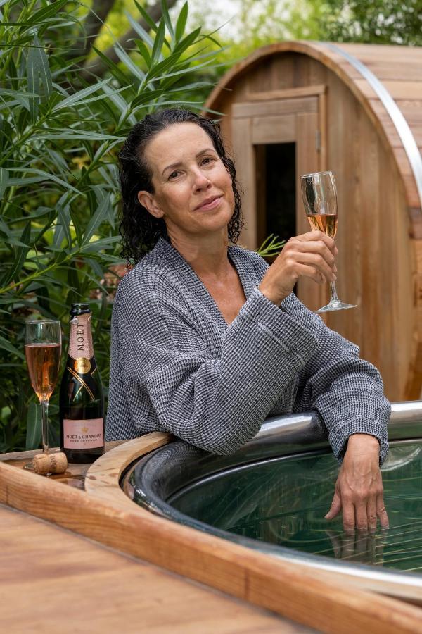 Escale Rochelaise B&B, Spa Bain Nordique Et Sauna Tonneau 라로셸 외부 사진