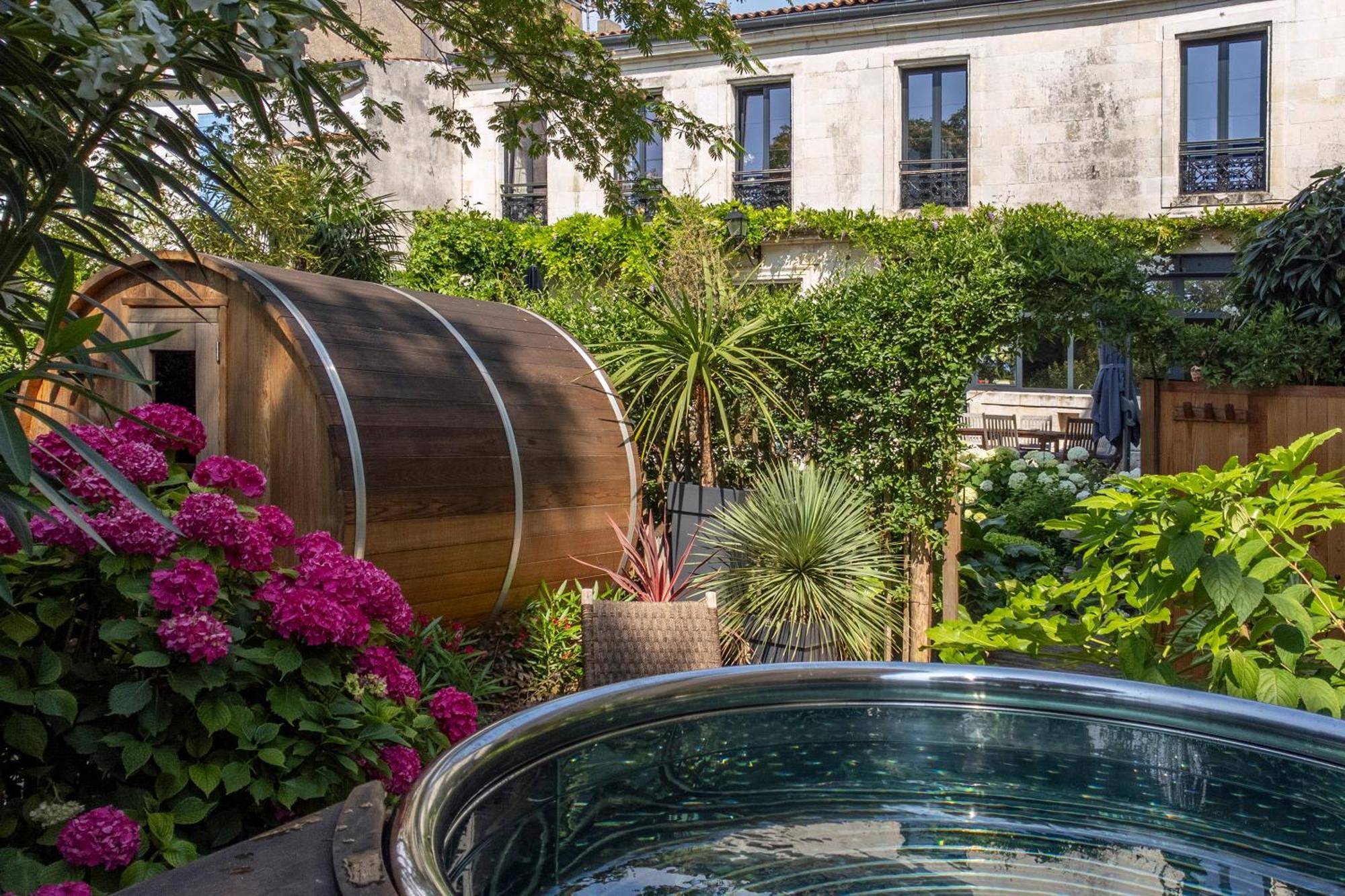 Escale Rochelaise B&B, Spa Bain Nordique Et Sauna Tonneau 라로셸 외부 사진