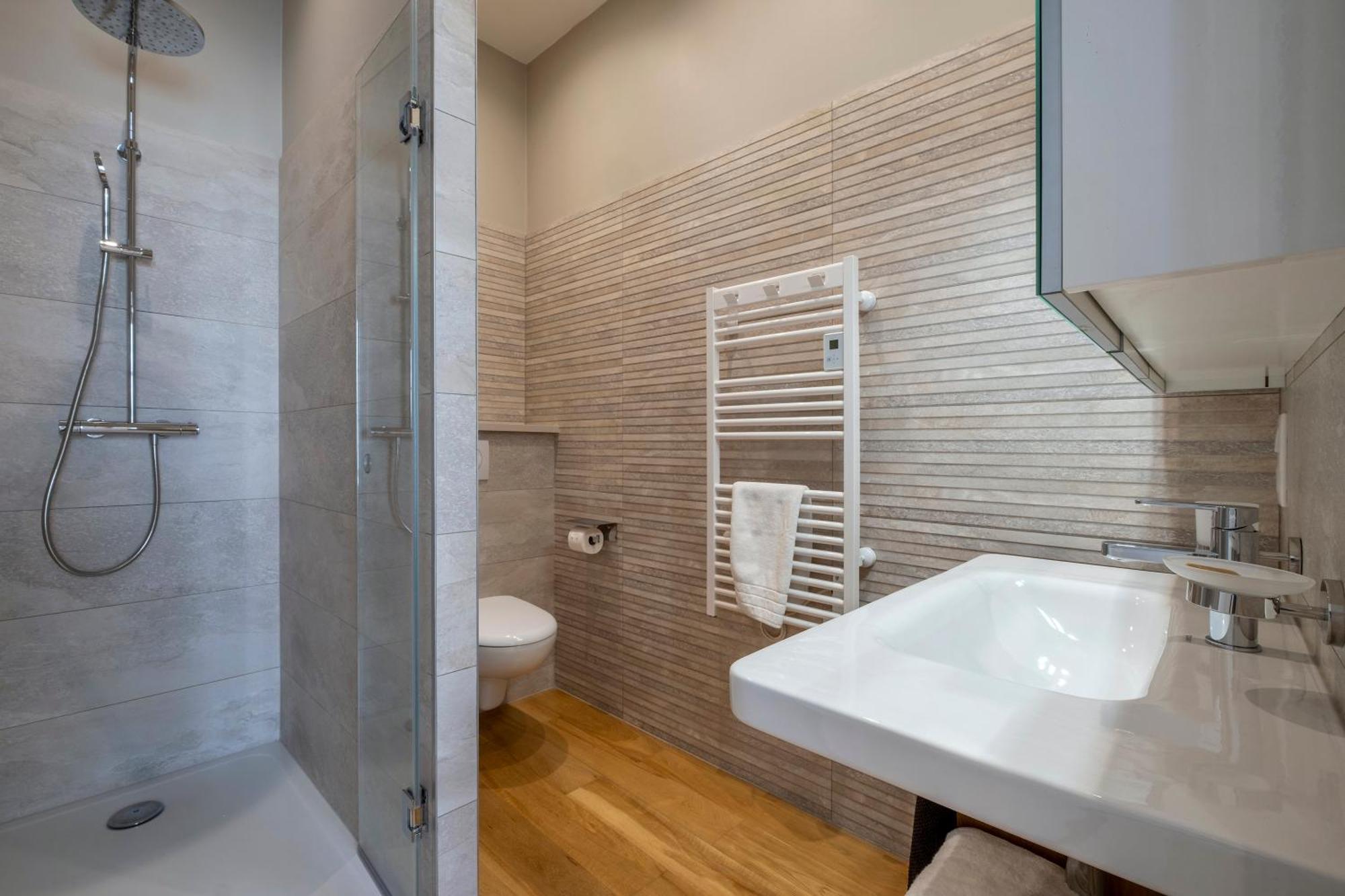 Escale Rochelaise B&B, Spa Bain Nordique Et Sauna Tonneau 라로셸 외부 사진